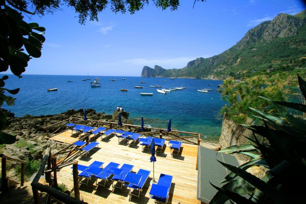 Olga'S Residence Relais Нерано Екстериор снимка